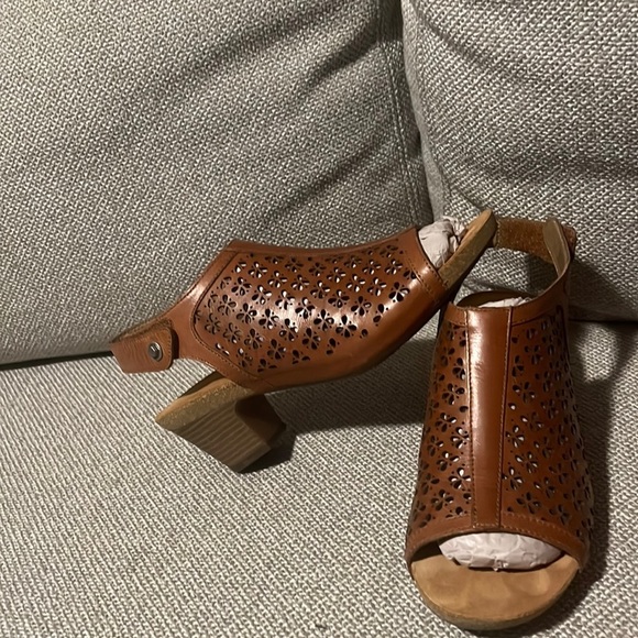 Josef Seibel Shoes - Josef Seibel wedge peep toe 40 brown